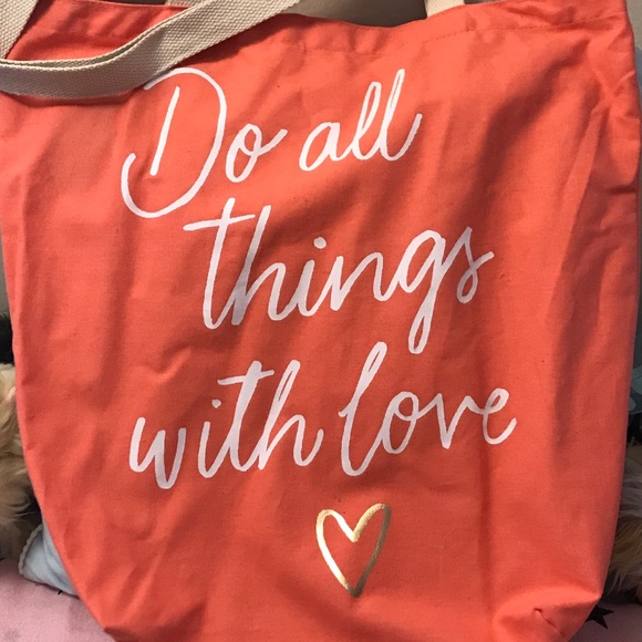 Old Navy Handbags - NWOT very cute coral tote Old Navy w/ cream handle